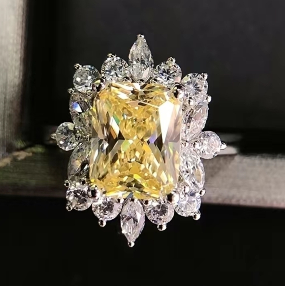 New beautiful yellow ring